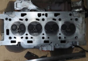 Fahrzeugmotorblock im Kfz-Sachverständigenbüro Rhein-Neckar für unabhängige Fahrzeugbewertungen und Schadensgutachten.